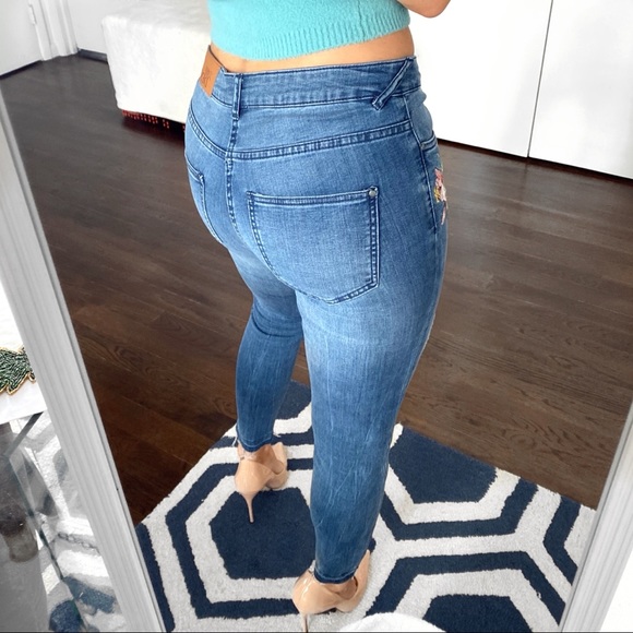 👖ESMARA SUPER SKINNY MEDIUM WAIST ANKLE DISTRESSED SKINNY JEANS! - Picture 5 of 14